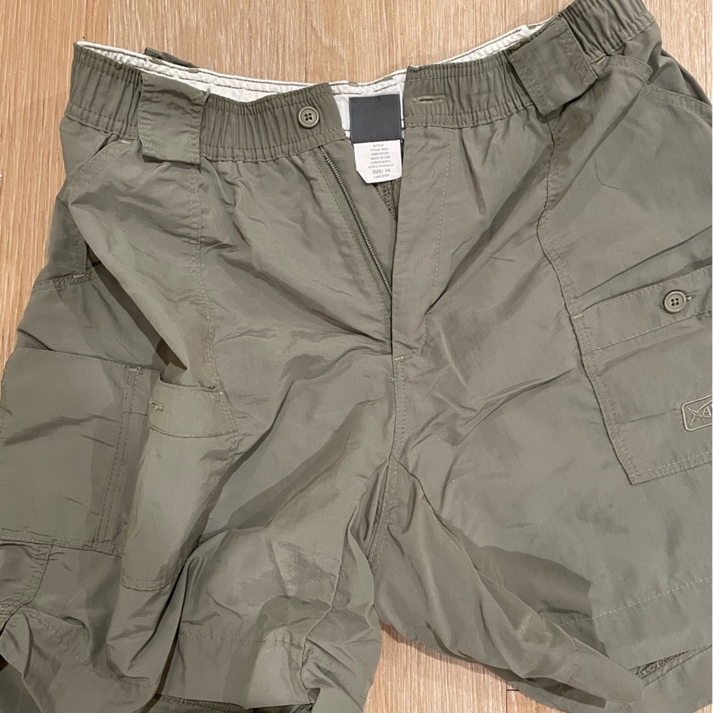 Aftco shorts Olive green/grey size 36